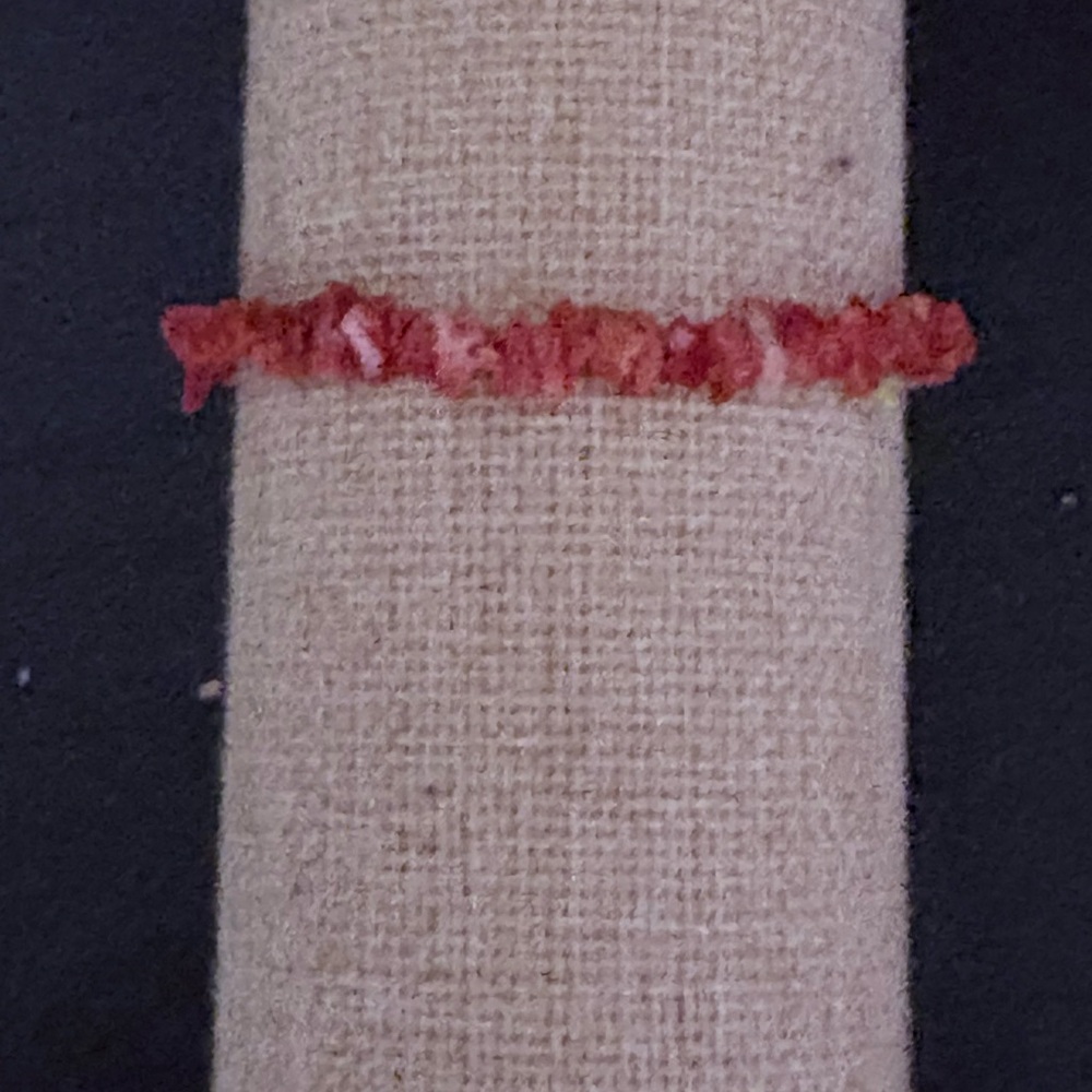 Handcrafted sea shells chip beaded bracelet - Picture 2 of 4